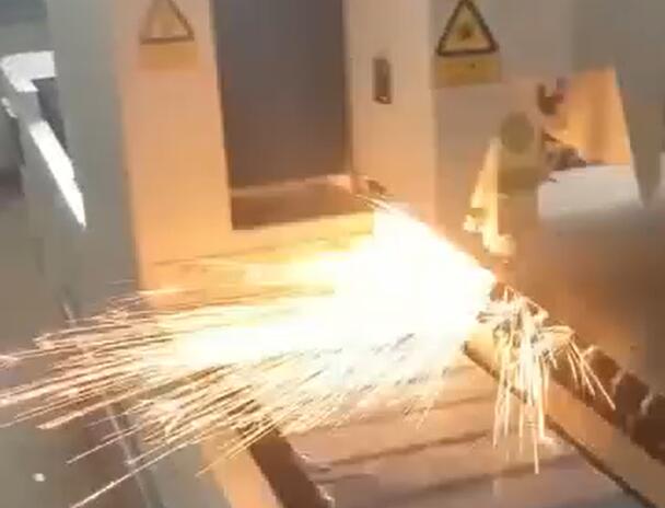 光纖激光切割機客戶現場