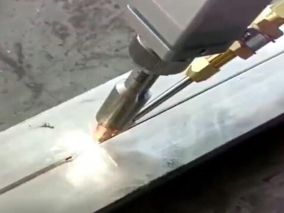 激光切割機